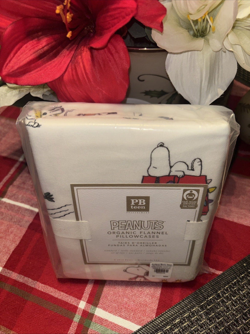 Pottery Barn Christmas Snoopy peanuts Holiday kid party gift pillowcase SET 2