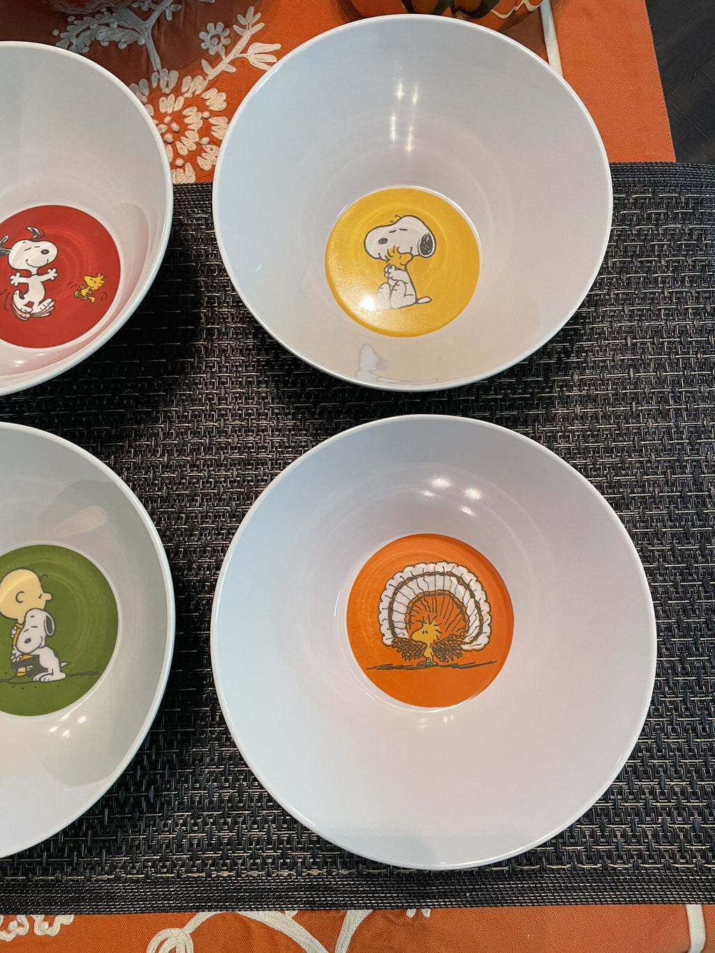 Snoopy Pottery Barn peanuts Disney Bowl Holiday party school gift Thanksgiving \