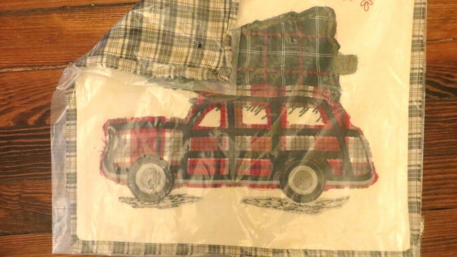 Pottery Barn Disney PILLOW Cover Holiday party car Christmas gift lodge ]