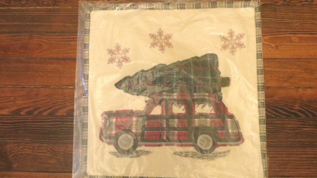 Pottery Barn Disney PILLOW Cover Holiday party car Christmas gift lodge ]