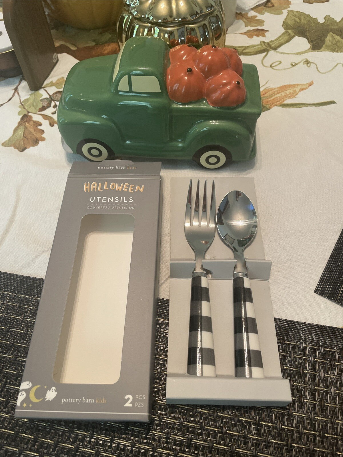 Disney school Pottery barn plaid holiday party gift lunch kid space planet set ]