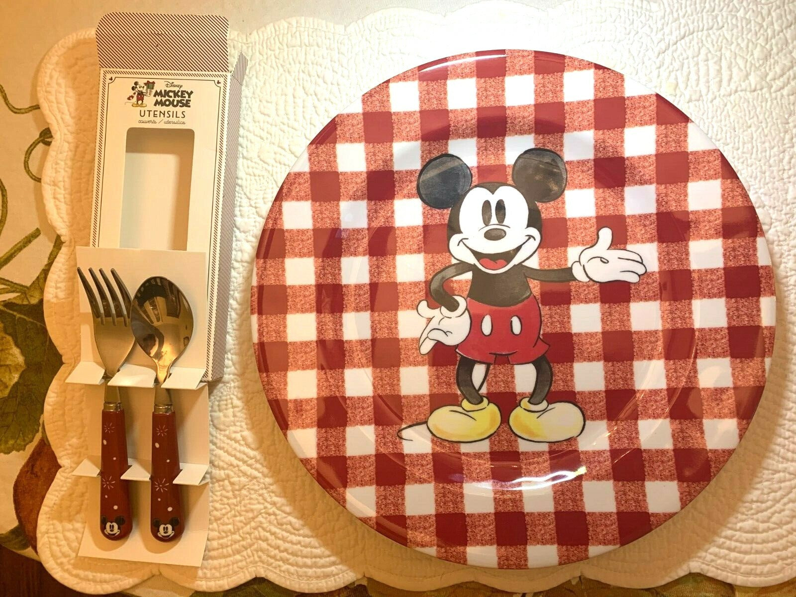 Pottery Barn Mickey Mouse Holiday Disney Christmas Dinner set School Kid gift m