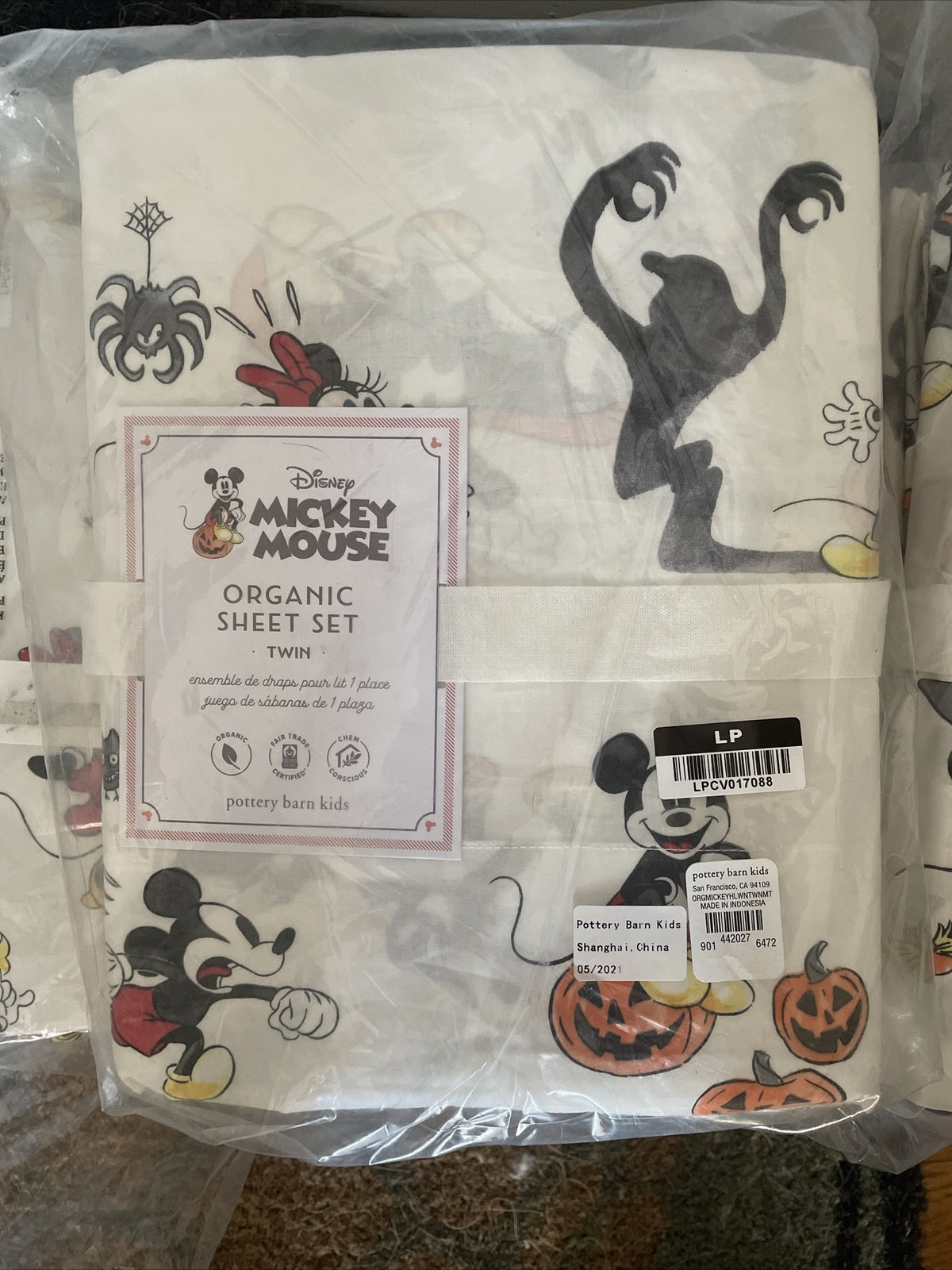 Pottery Barn Disney Mickey Mouse Holiday SHEET SET Halloween Twin gift Minnie  .