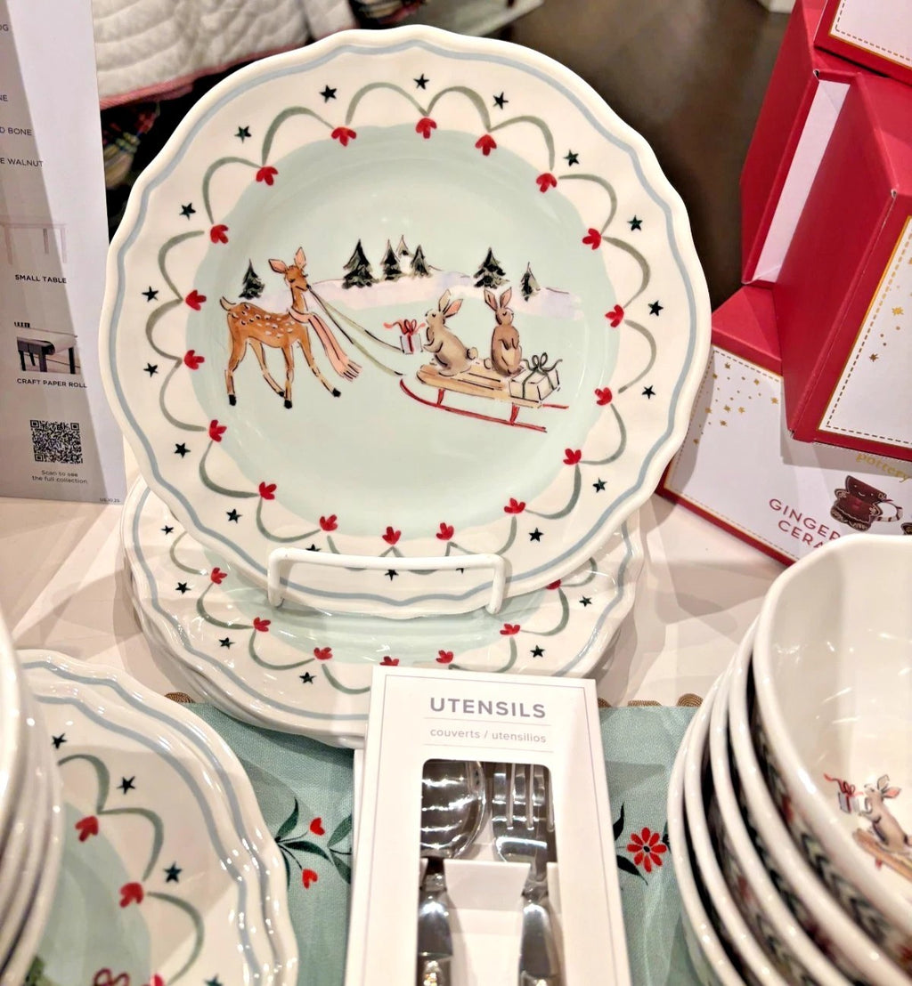 Pottery Barn holiday Christmas Riley party school Disney kid dinner Plate gift !