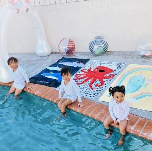Pottery Barn Disney kid Shark Towel Bath boy school Beach stripe pool space ?? \