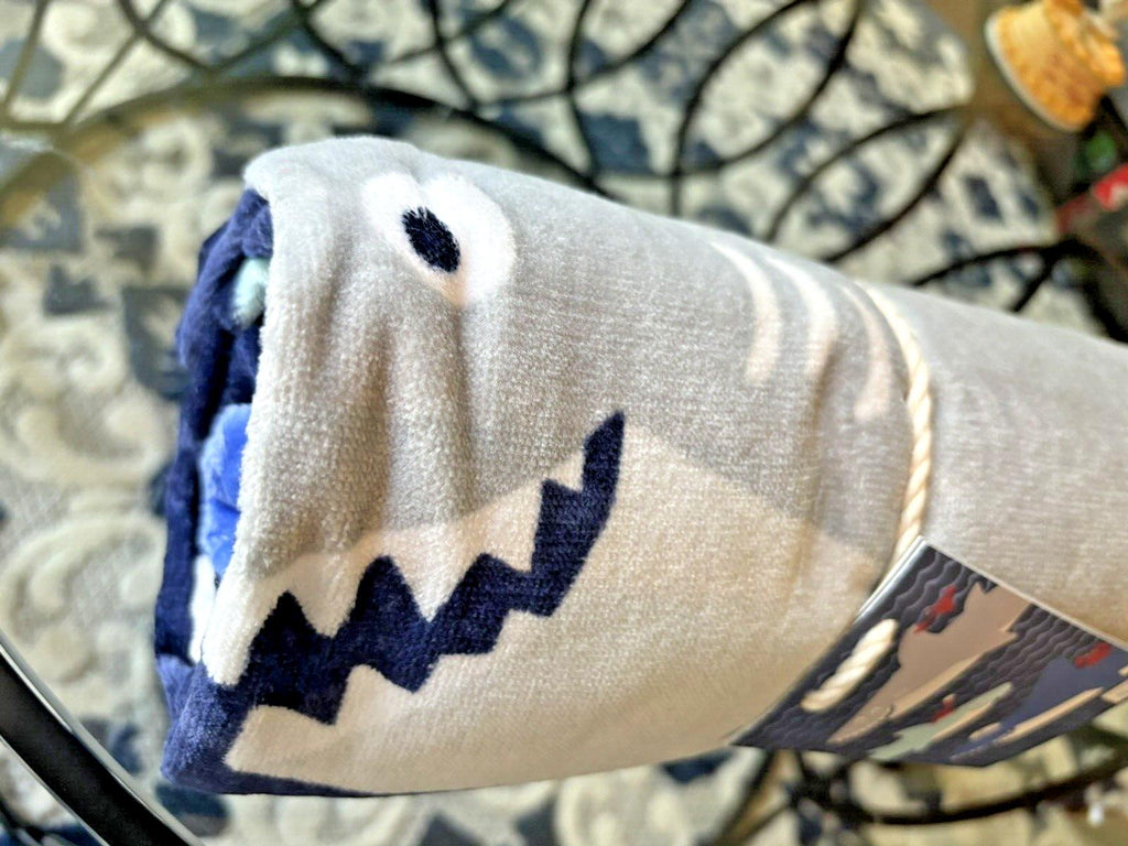 Pottery Barn Disney kid Shark Towel Bath boy school Beach stripe pool space ?? \