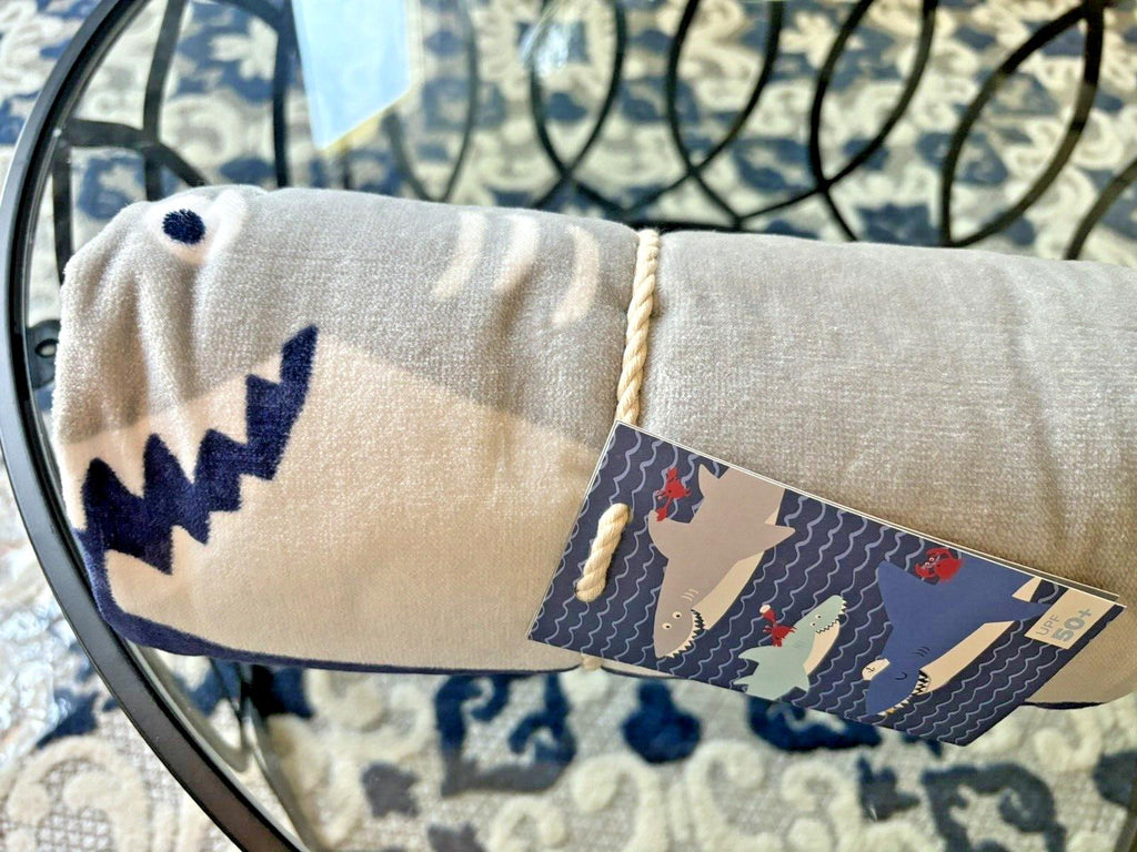 Pottery Barn Disney kid Shark Towel Bath boy school Beach stripe pool space ?? \