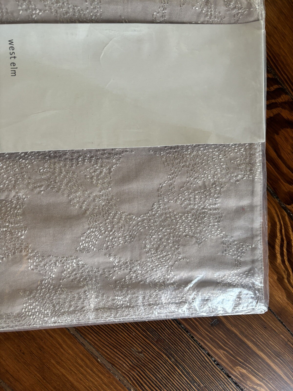Pottery Barn holiday placemat Birthday party Disney table Christmas SET 4 a