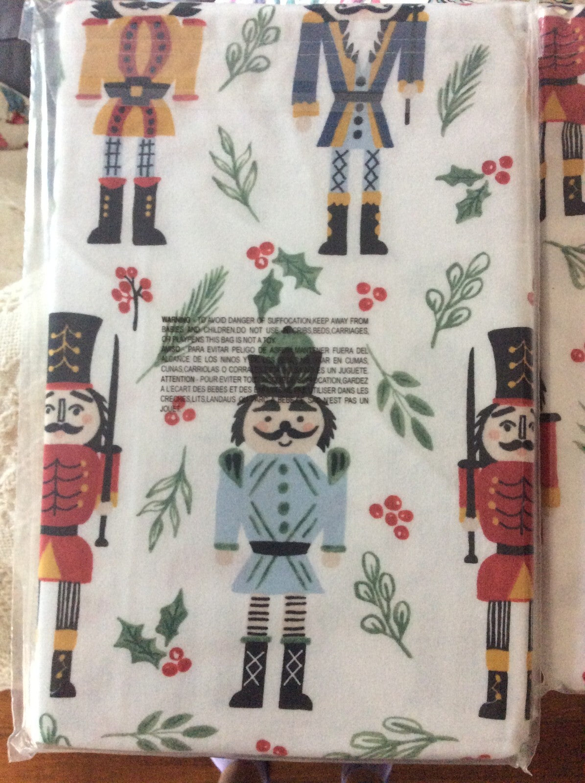 Garnet Hill Garland nutcracker TWIN cover holiday Christmas gift Party kid '