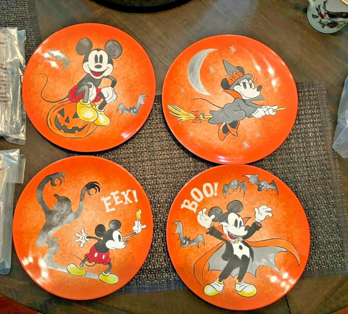 Pottery Barn holiday Disney Mickey Mouse kid school gift DINNER PLATE SET 4 NEW