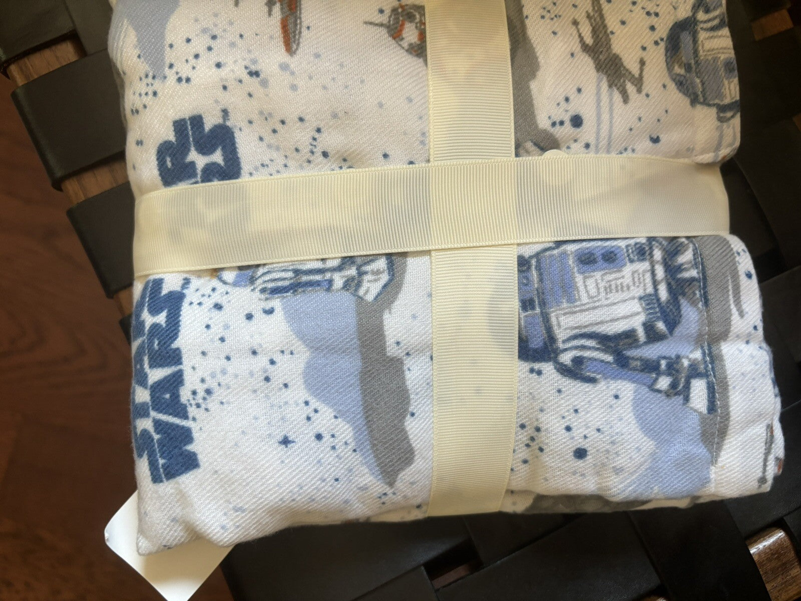 Pottery barn kid star wars Droid Jedi space Disney pajama pj set birthday gift m