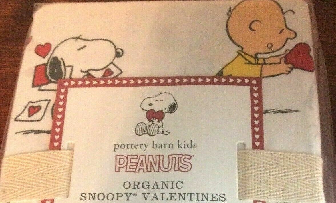 Snoopy Peanuts Pottery Barn PILLOWCASE holiday kid Disney heart Valentine ?? \