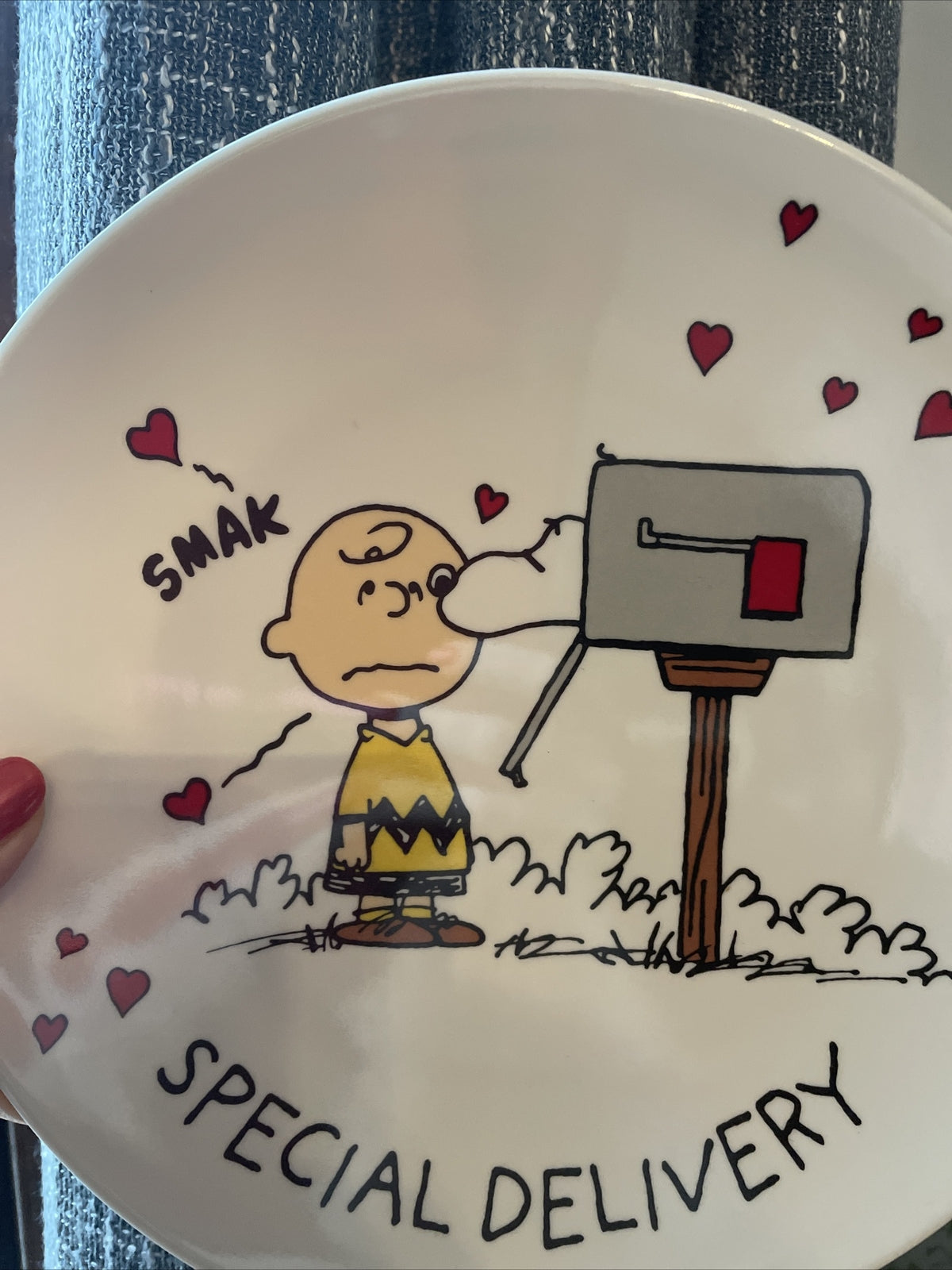 SNOOPY Pottery Barn Peanuts PLATE Holiday party school Disney lunch  SET 2  ?? n