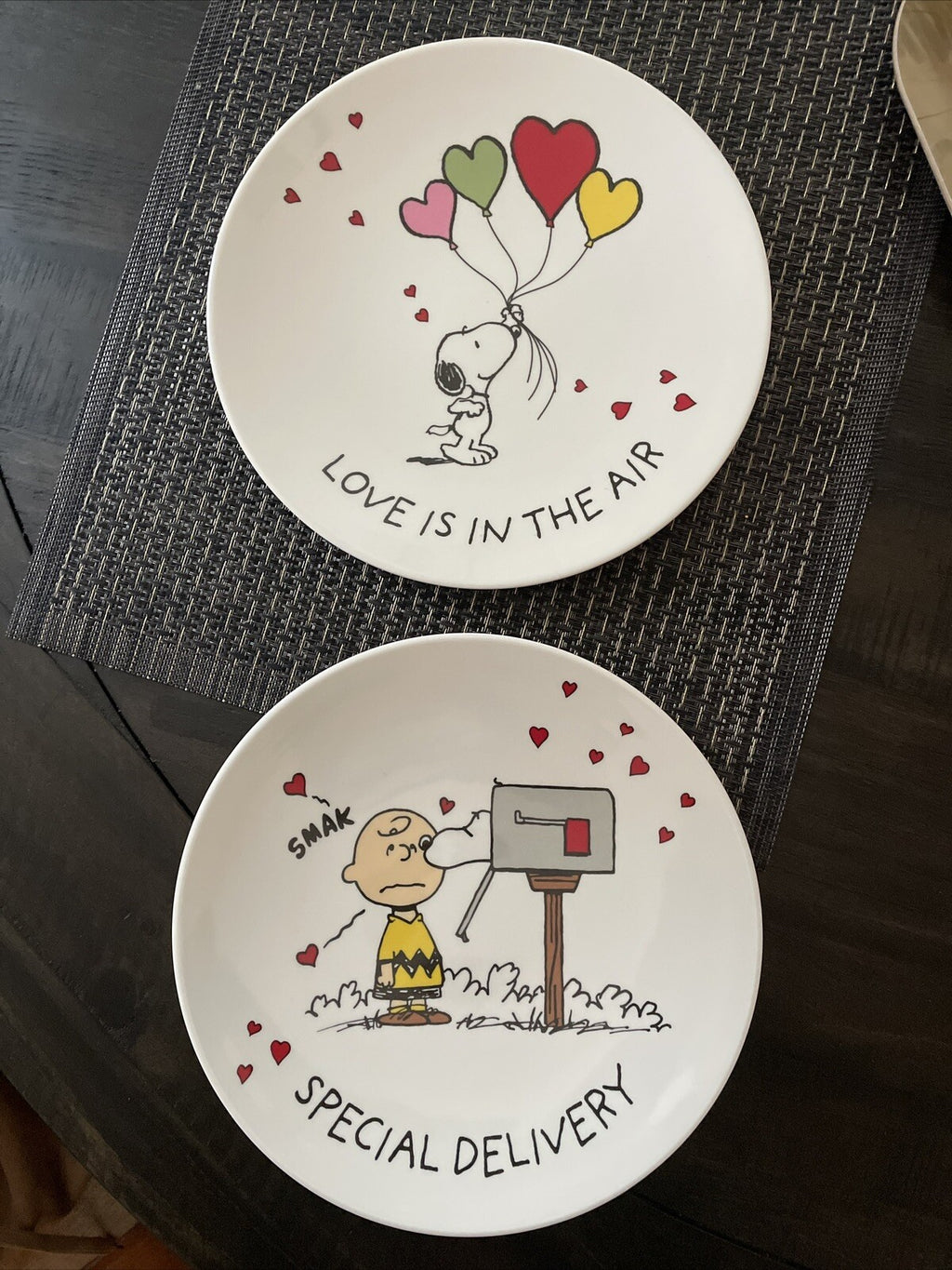 SNOOPY Pottery Barn Peanuts PLATE Holiday party school Disney lunch  SET 2  ?? n