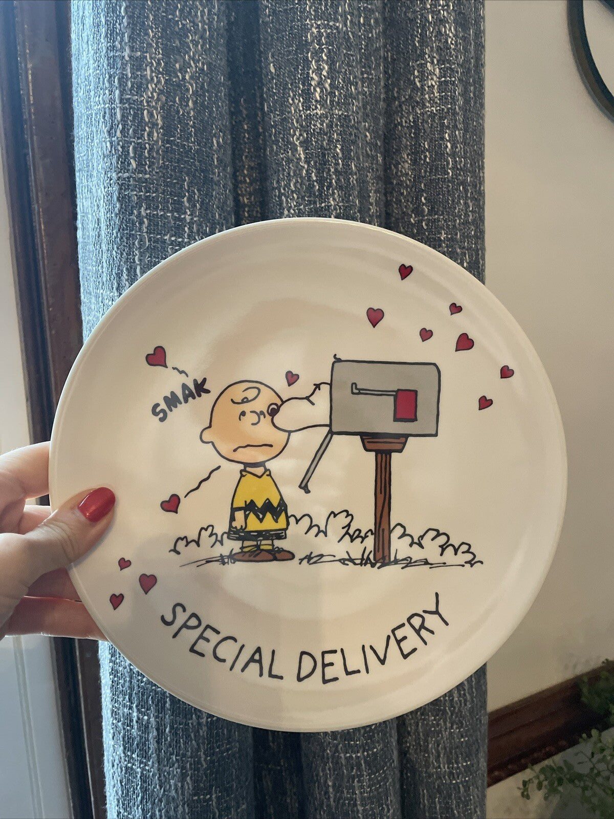 SNOOPY Pottery Barn Peanuts PLATE Holiday party school Disney lunch  SET 2  ?? n
