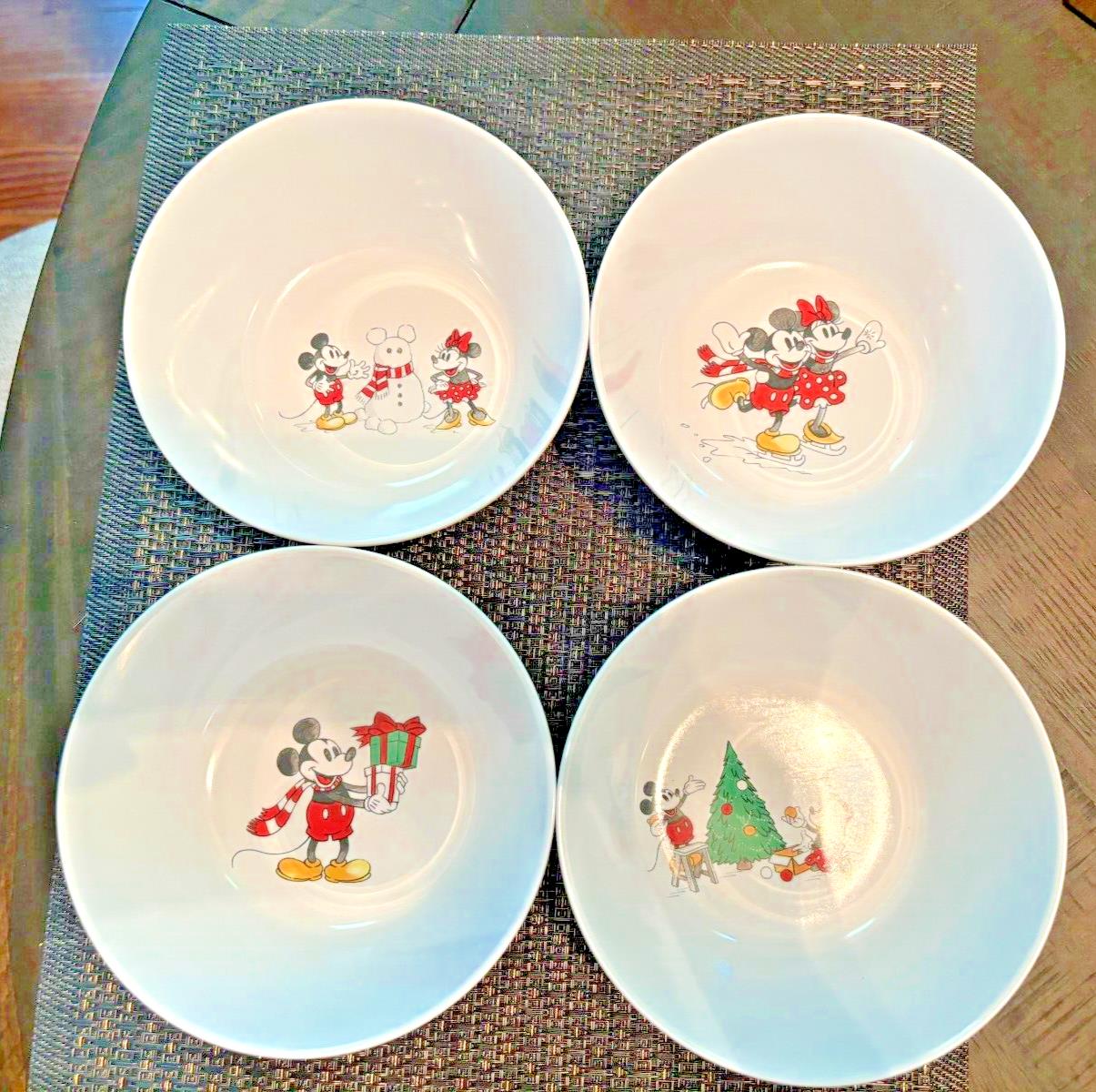 Pottery Barn Mickey Mouse Disney holiday Bowl School Christmas party kid SET 4