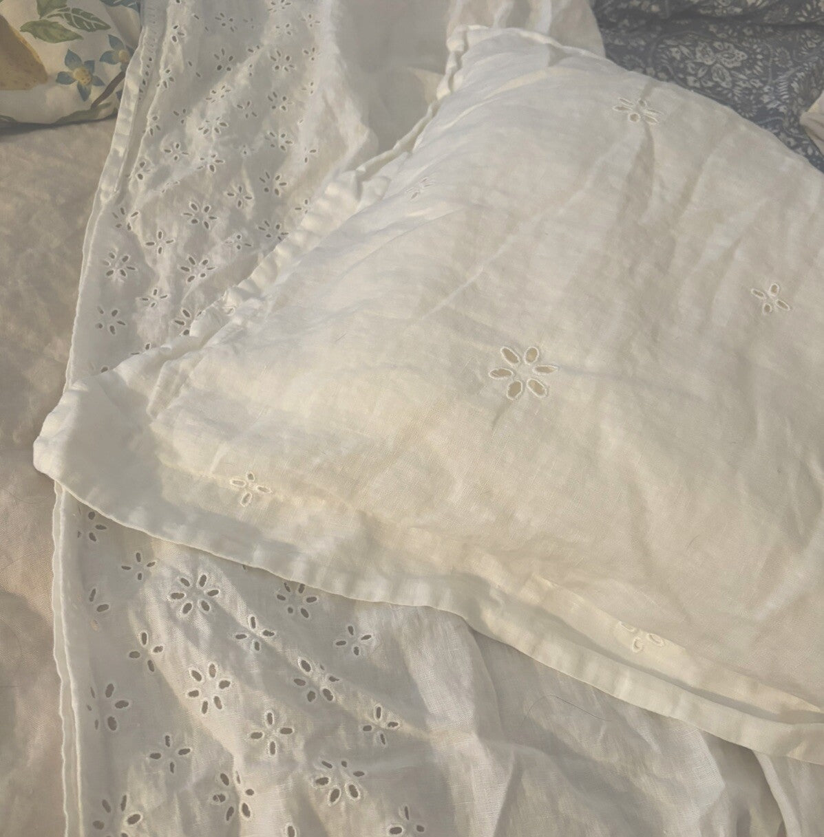 Garnet Hill Linen KING Pillow Sham Eyelet holiday WHITE Wedding gift kid SET 2 m
