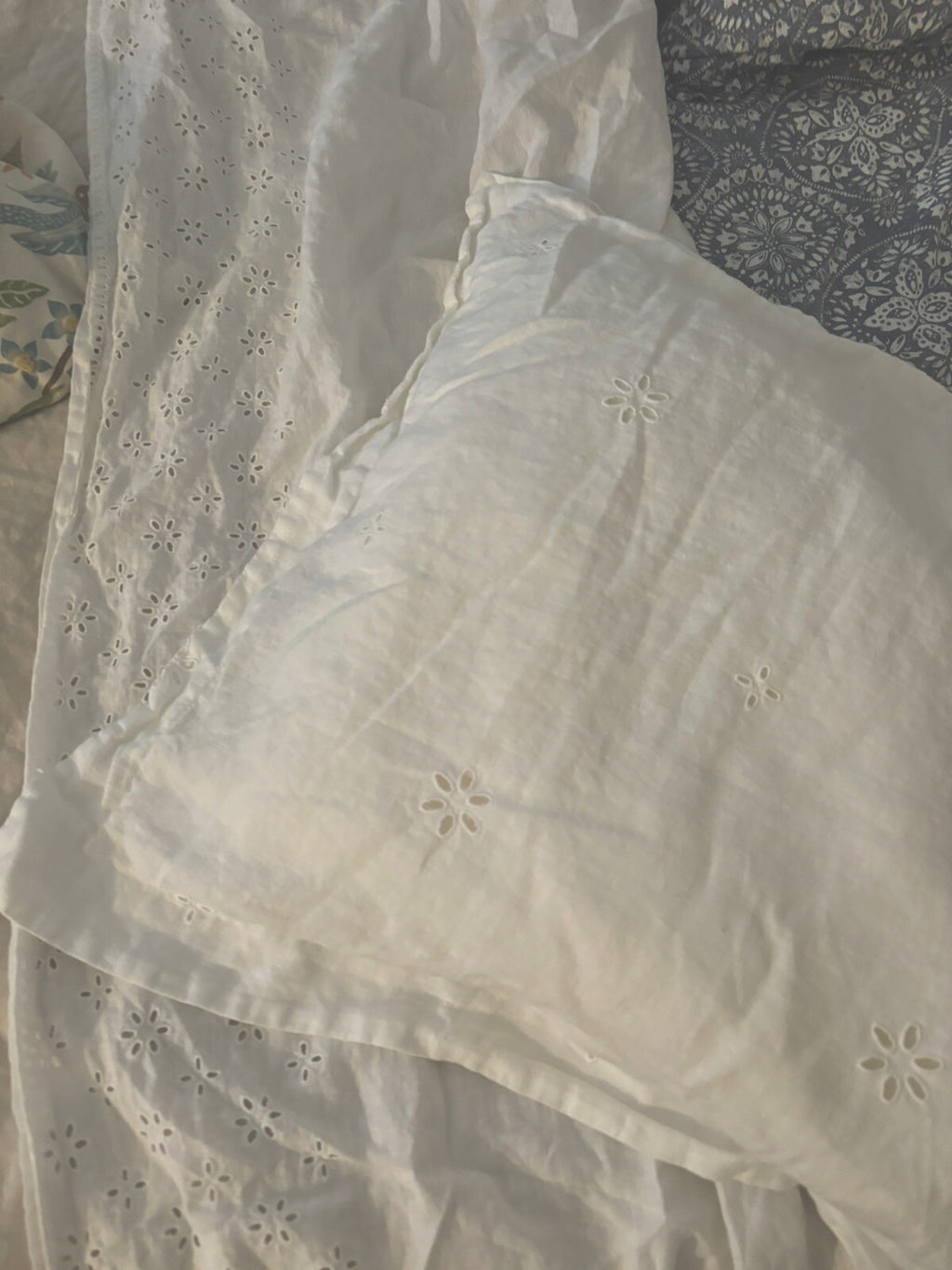 Garnet Hill Linen KING Pillow Sham Eyelet holiday WHITE Wedding gift kid SET 2 m