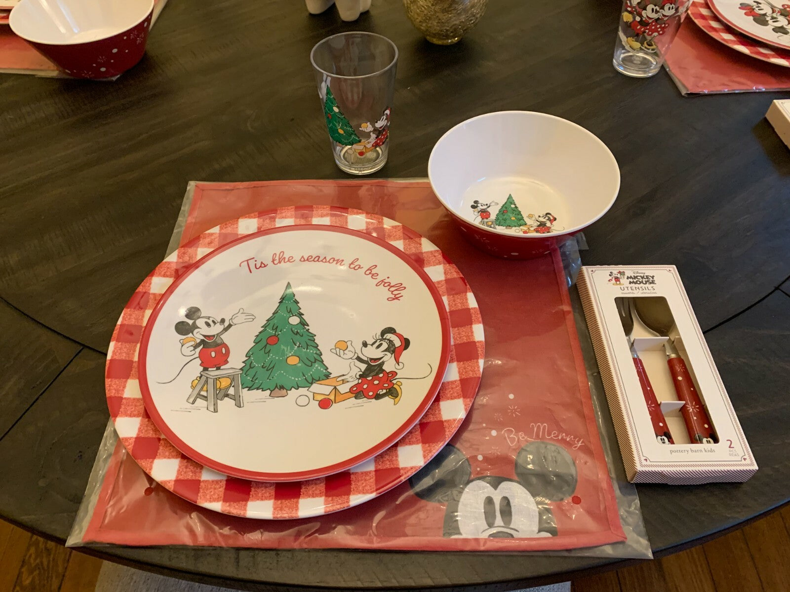 Pottery Barn Mickey Mouse Holiday Disney Christmas Dinner party school SET 8 -