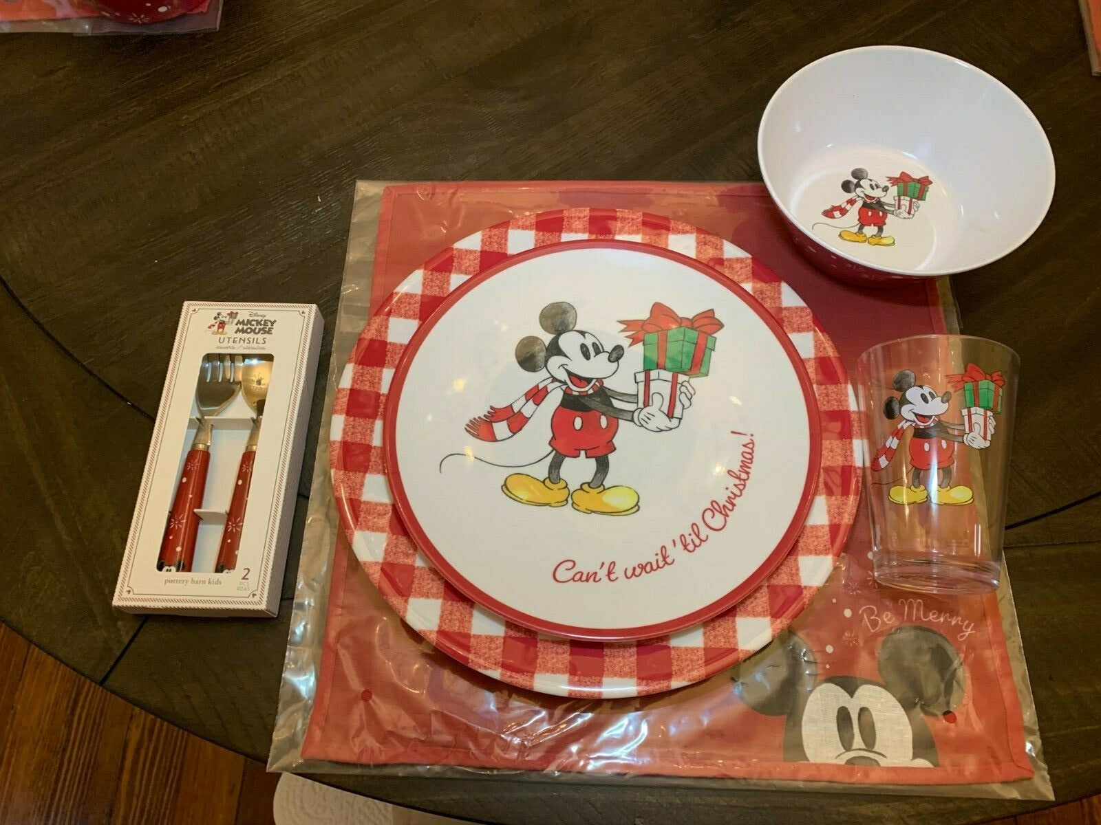 Pottery Barn Mickey Mouse Holiday Disney Christmas Dinner party school SET 8 -
