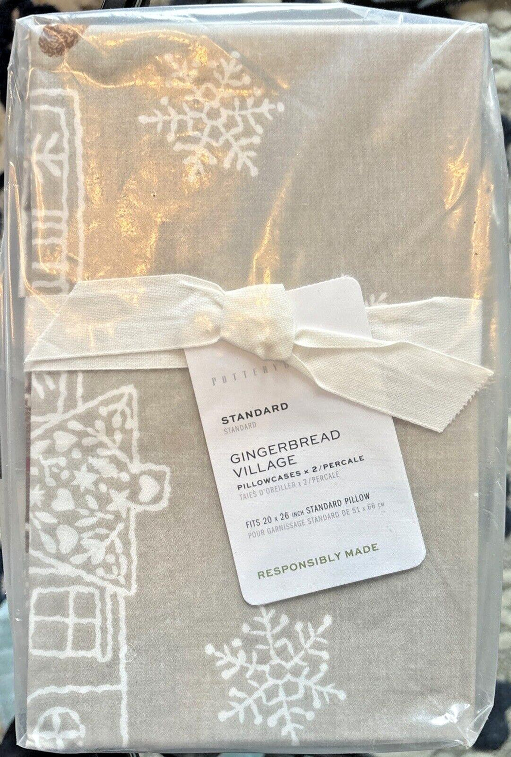 Pottery Barn Disney pillowcase Holiday Gingerbread Christmas Kid SET 2 gift ?? '