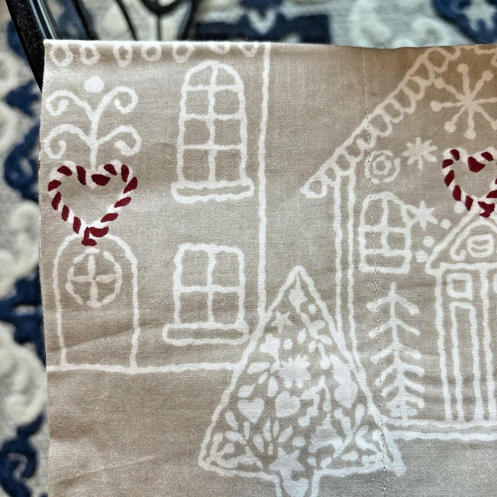Pottery Barn Disney pillowcase Holiday Gingerbread Christmas Kid SET 2 gift ?? '