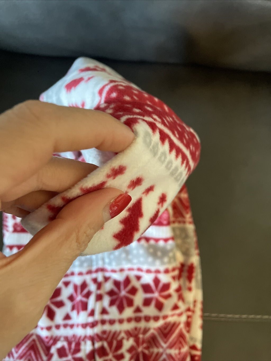 Garnet Hill pajama sleep pj 1 piece party birthday kid family Snowflake red b