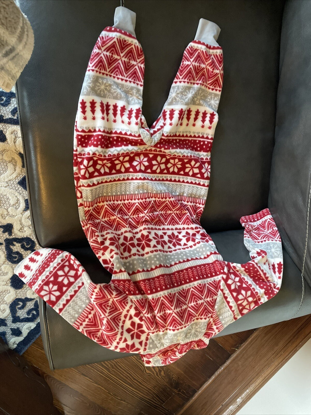Garnet Hill pajama sleep pj 1 piece party birthday kid family Snowflake red b