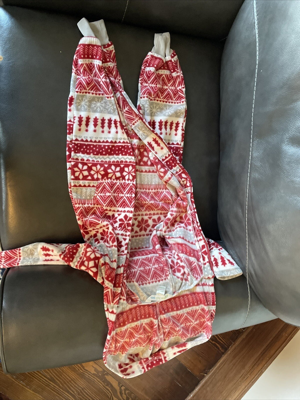 Garnet Hill pajama sleep pj 1 piece party birthday kid family Snowflake red b