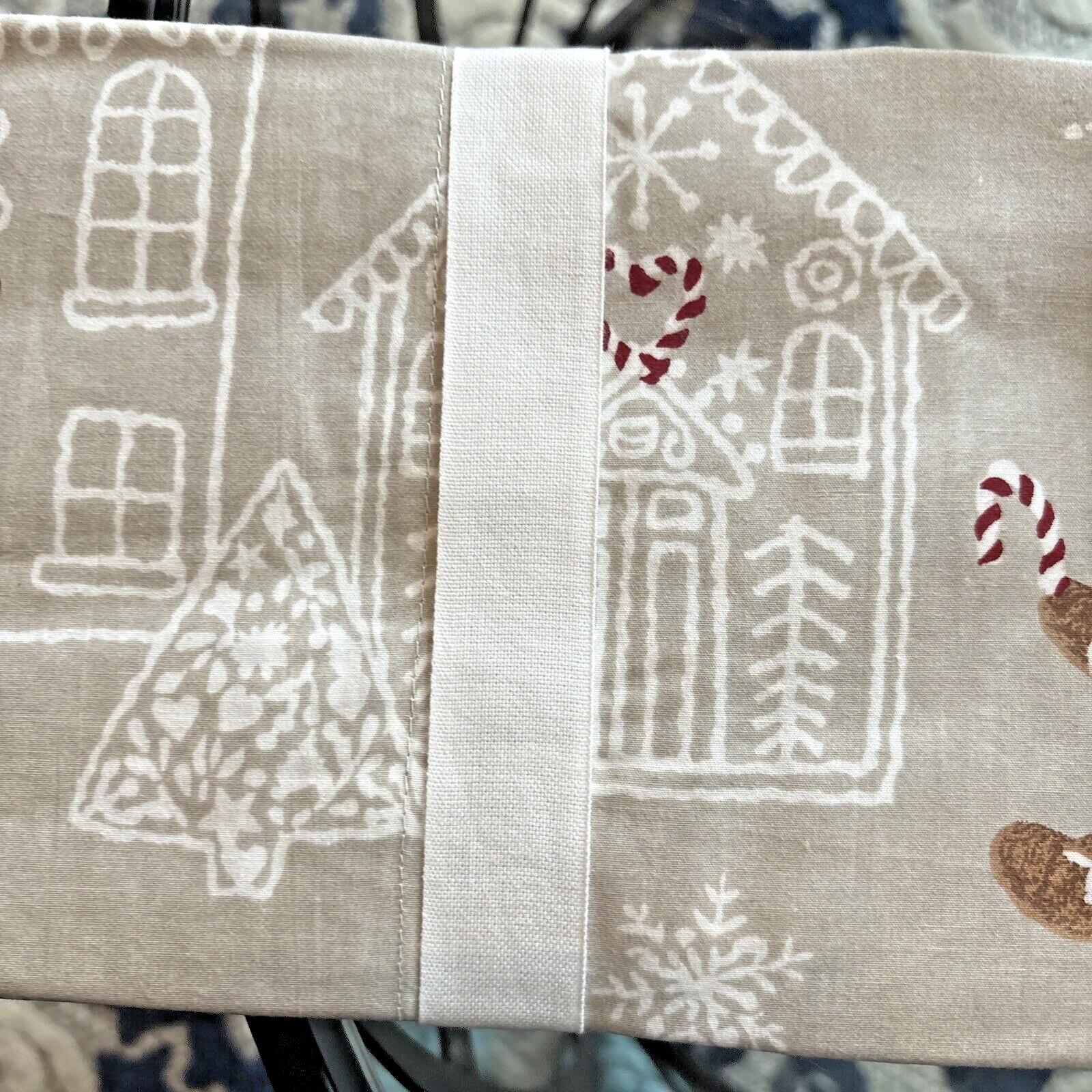 Pottery Barn Disney pillowcase Holiday Gingerbread Christmas Kid SET 2 gift ?? '