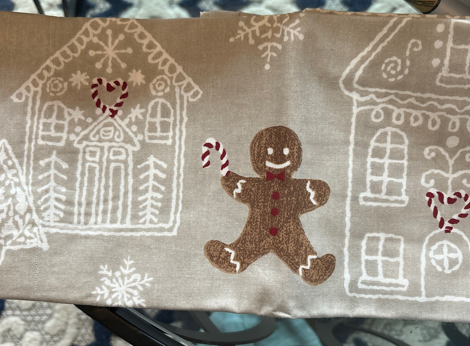 Pottery Barn Disney pillowcase Holiday Gingerbread Christmas Kid SET 2 gift ?? '