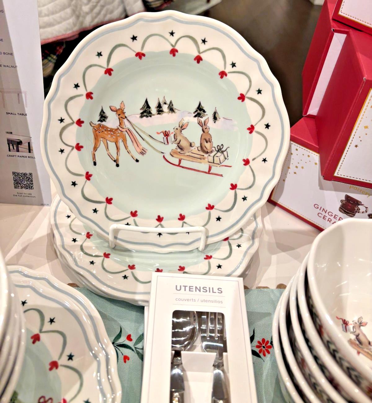 Pottery Barn holiday Christmas Riley party school Disney dinner Plate gift SET 4