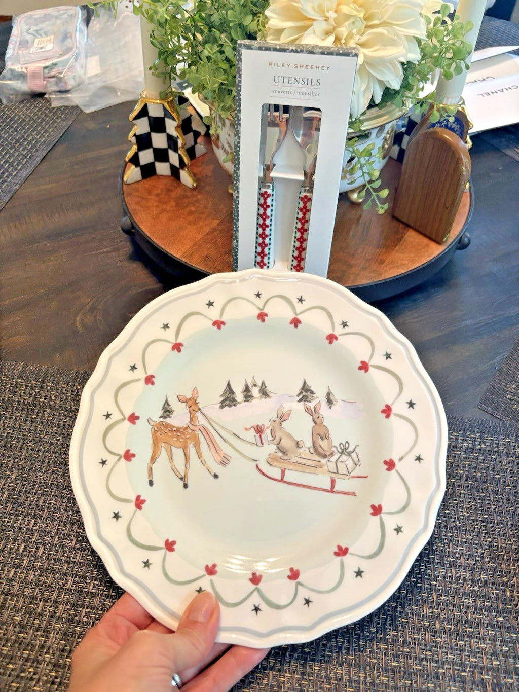 Pottery Barn holiday Christmas Riley party school Disney dinner Plate gift SET 4