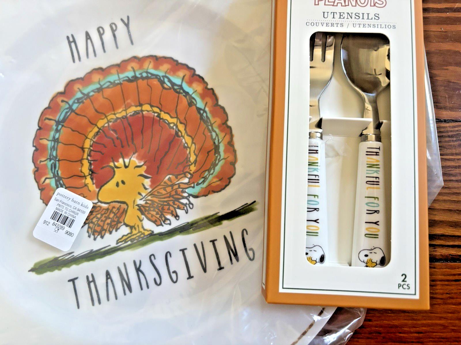 Pottery Barn snoopy peanuts holiday Thanksgiving party PLATE UTENSIL SET 8 !