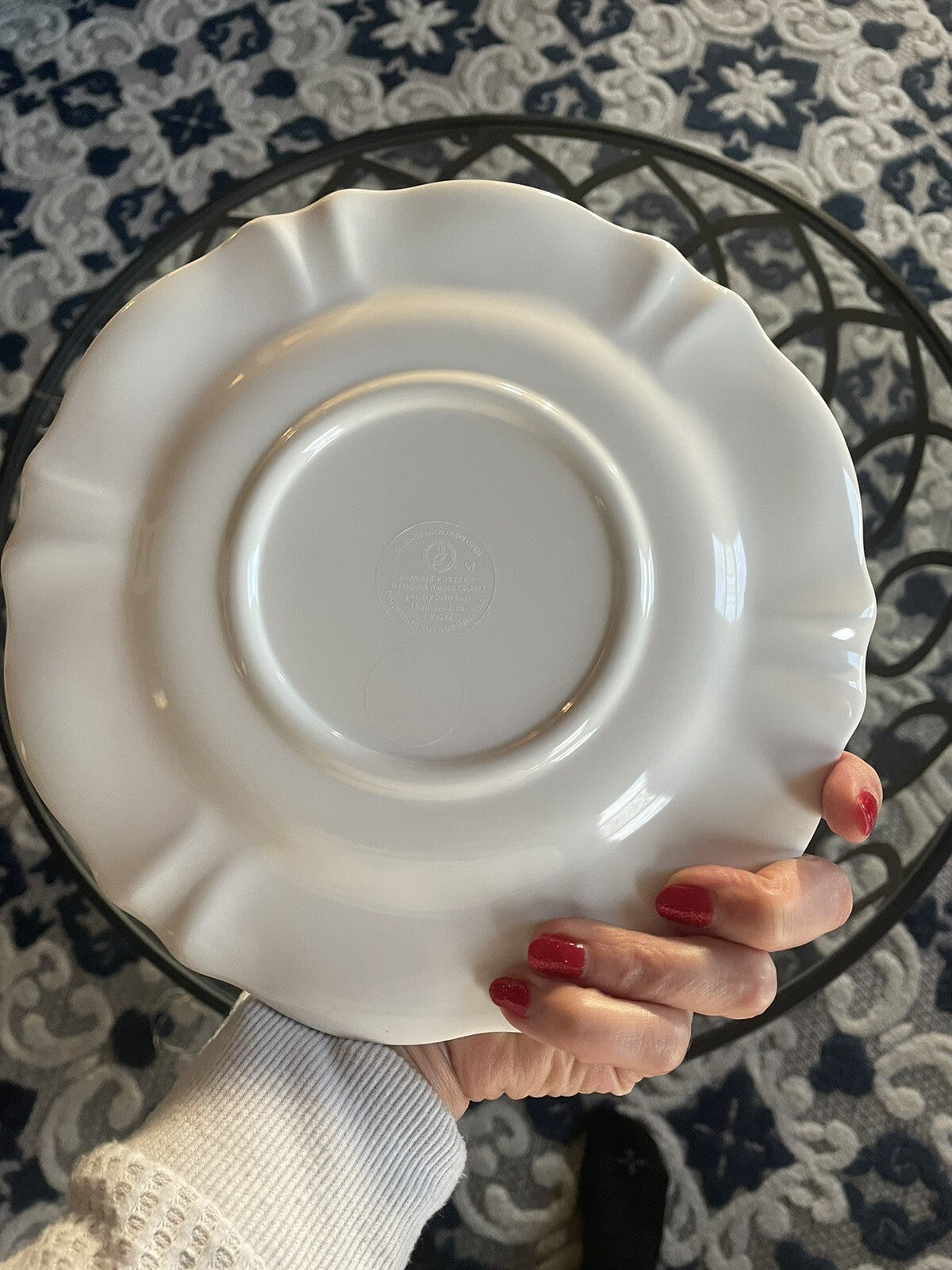 Disney Pottery Barn Peter rabbit PLATE Easter SET 2 bunny holiday party kid =