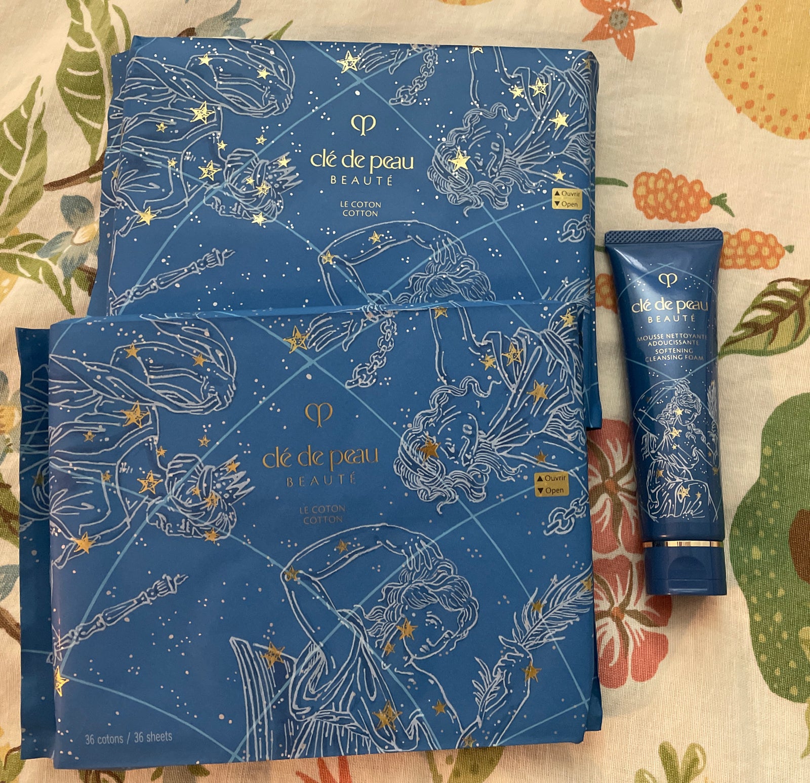 Cle De Peau Cleanser Set + Perfume Sample travel Gift birthday party teen girl =