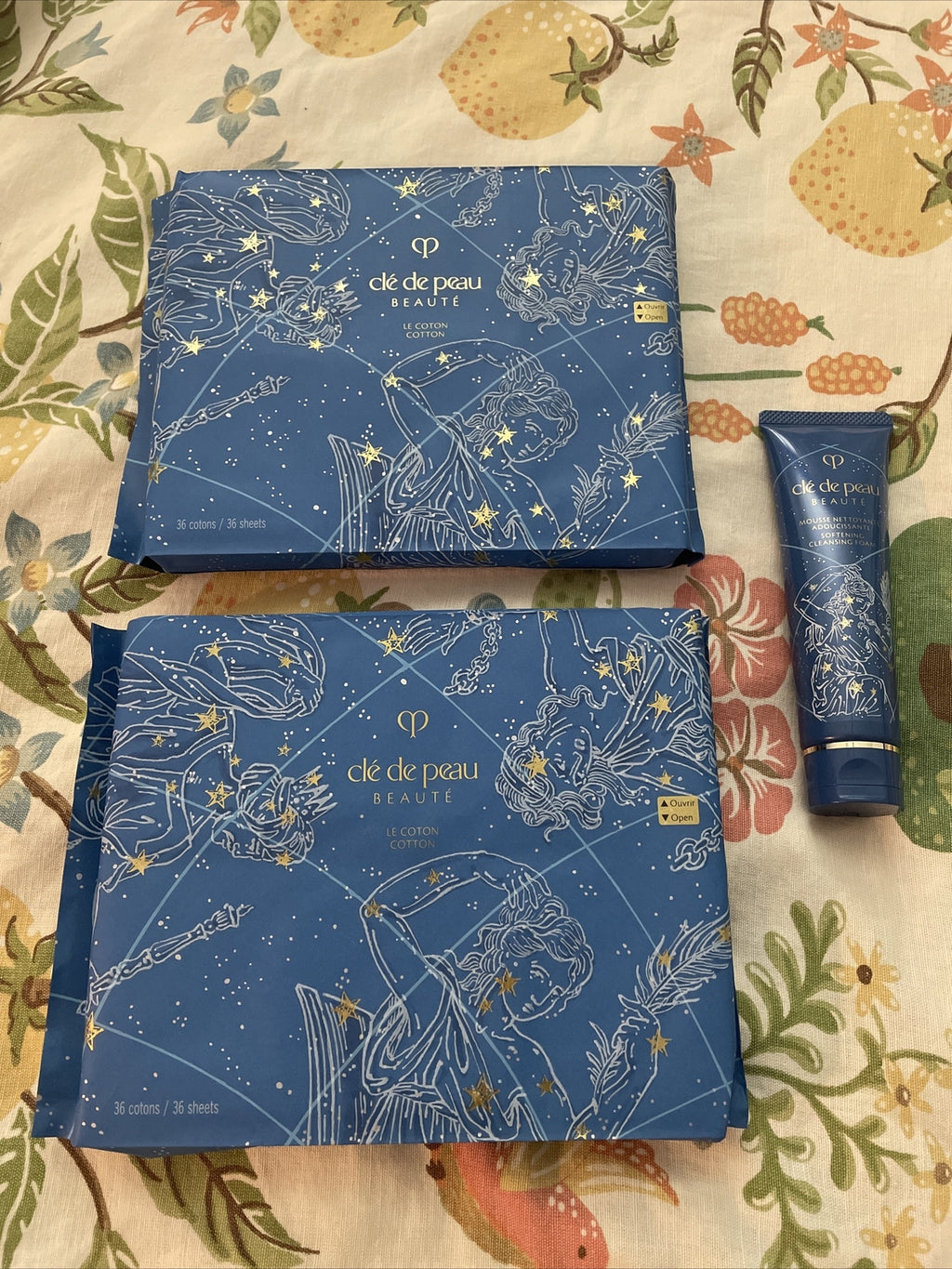 Cle De Peau Cleanser Set + Perfume Sample travel Gift birthday party teen girl =