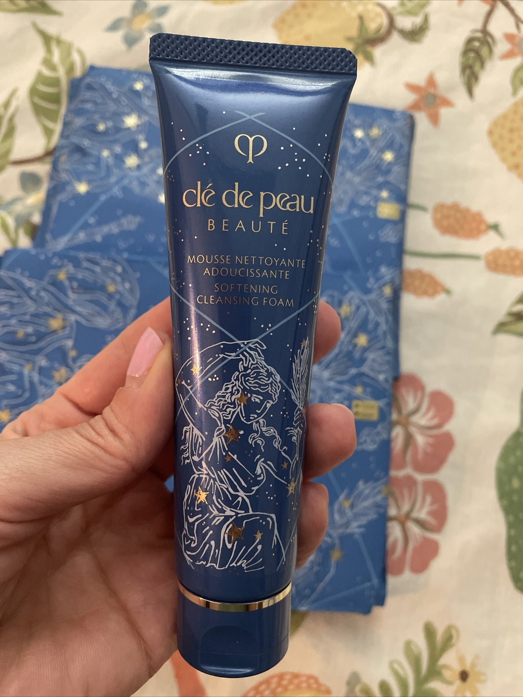 Cle De Peau Cleanser Set + Perfume Sample travel Gift birthday party teen girl =