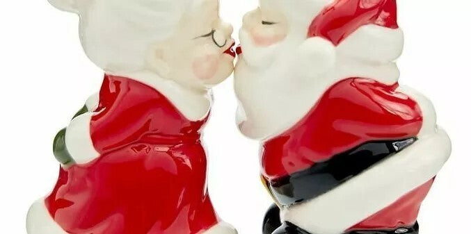 Pottery barn Disney holiday party salt pepper shaker set Santa Christmas gift a