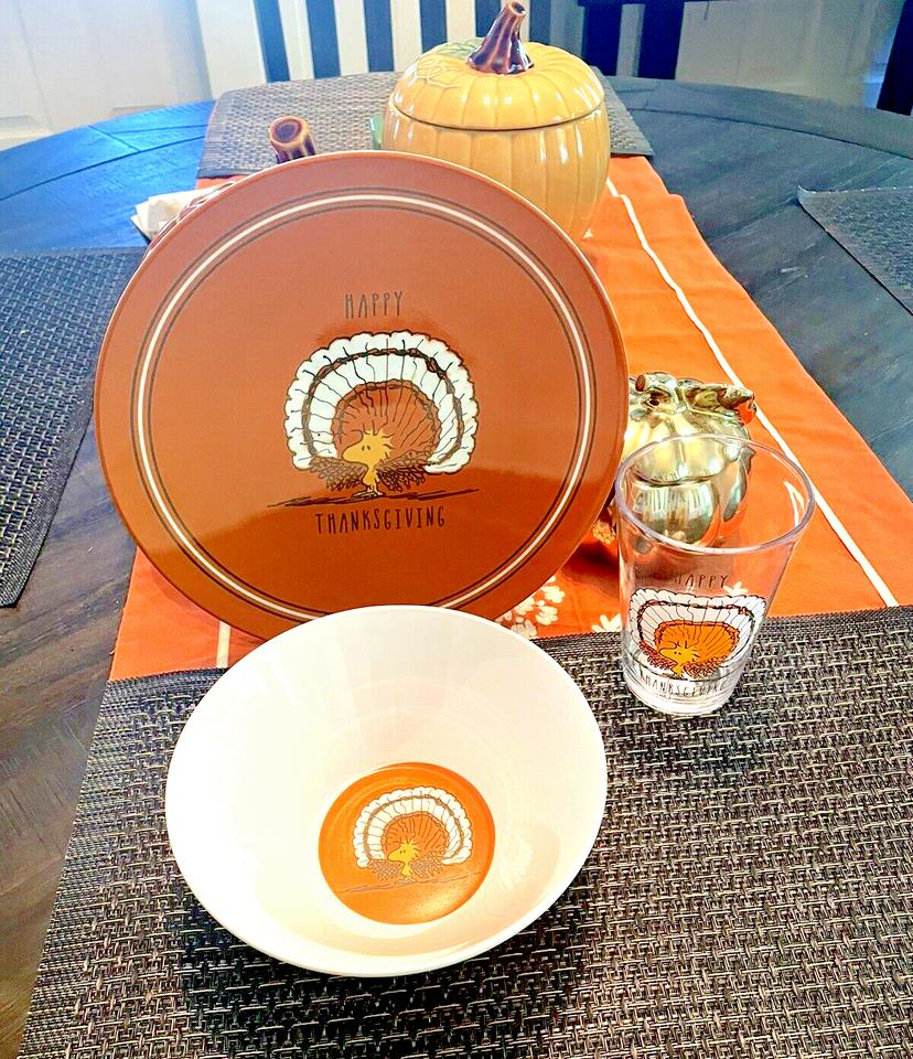 Disney Snoopy Pottery Barn plate cup Bowl UTENSIL Peanuts Party Disney SET 16 ]