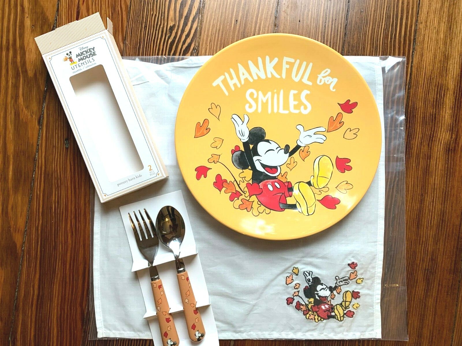 Disney Pottery Barn Mickey Mouse Napkin Thanksgiving dinner party holiday gift a