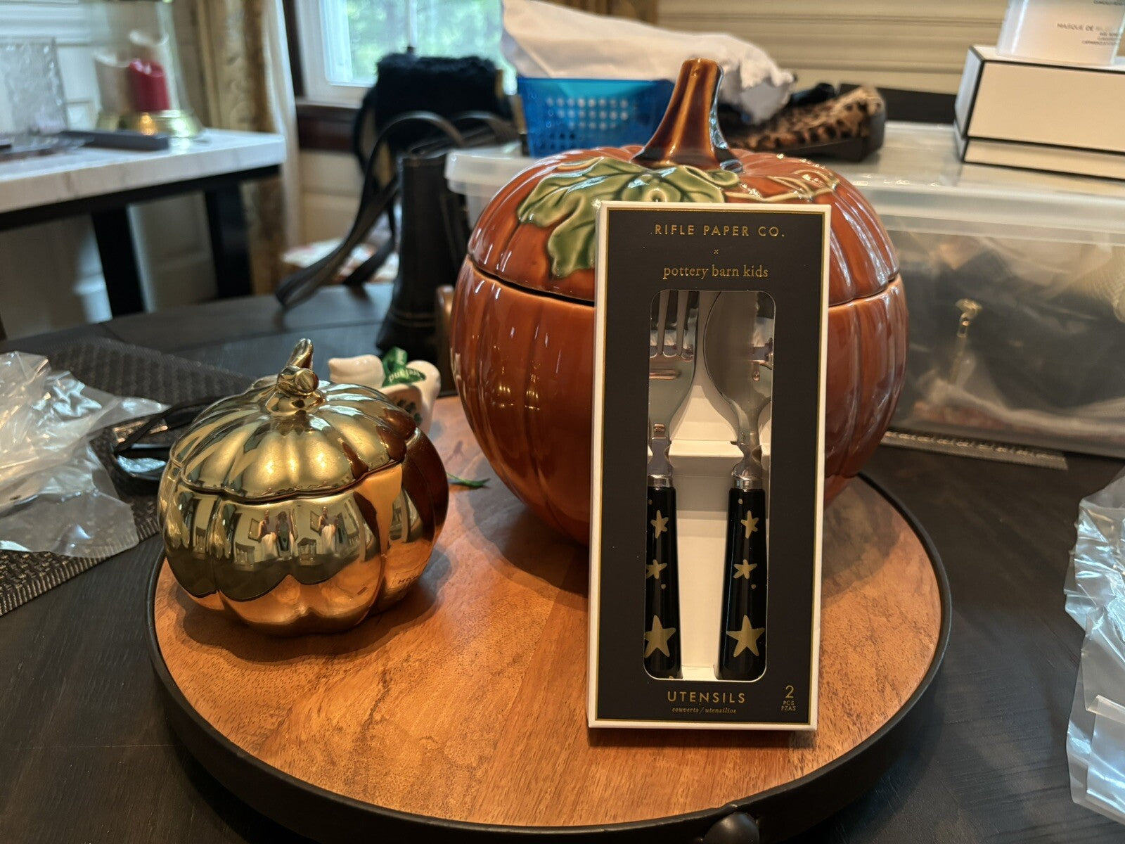 Pottery Barn Peanuts Halloween Party Disney school kids dinner SET 16 n