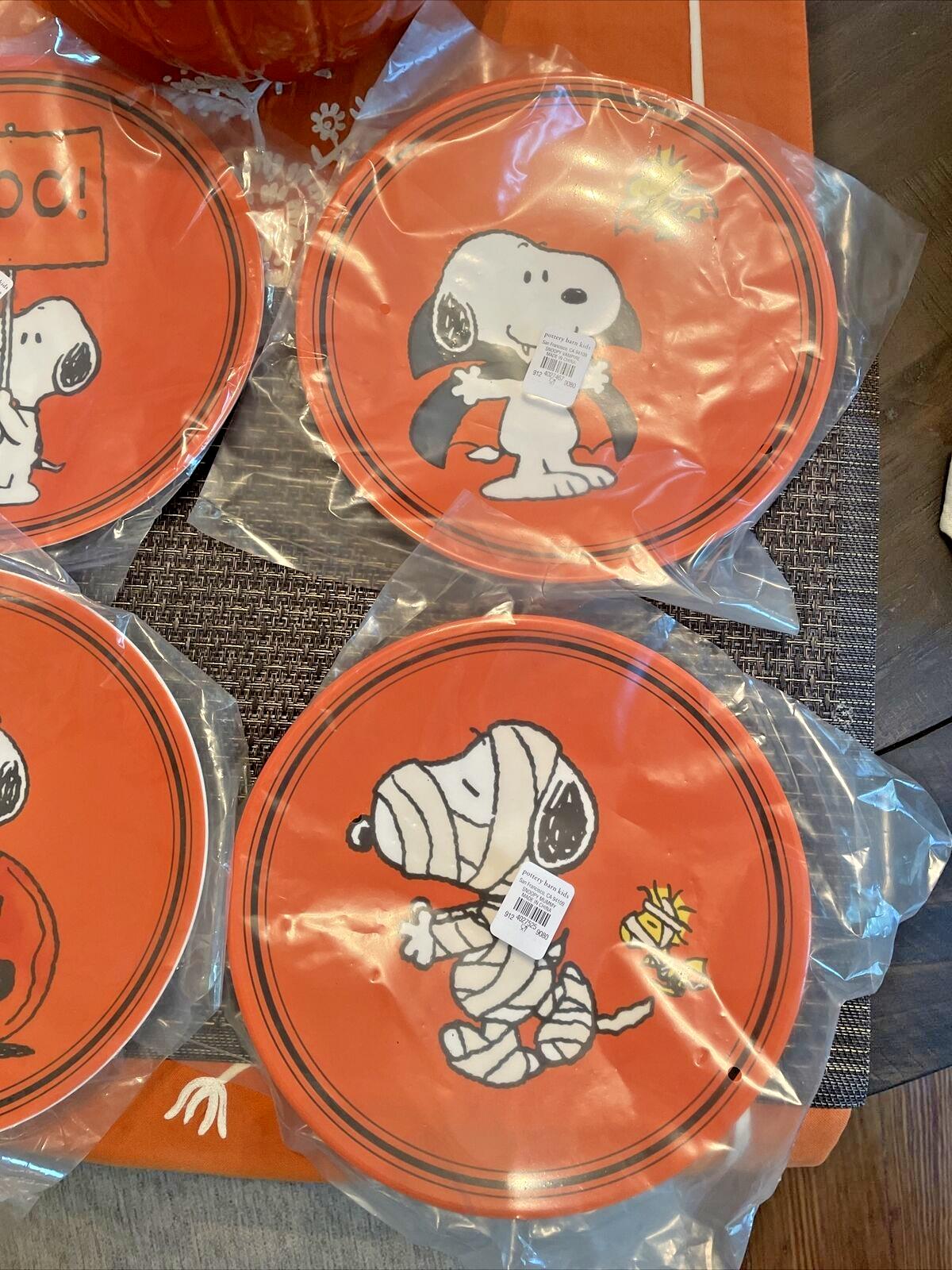 Snoopy Pottery Barn Peanuts Disney Halloween Plate holiday party kid SET 4 1