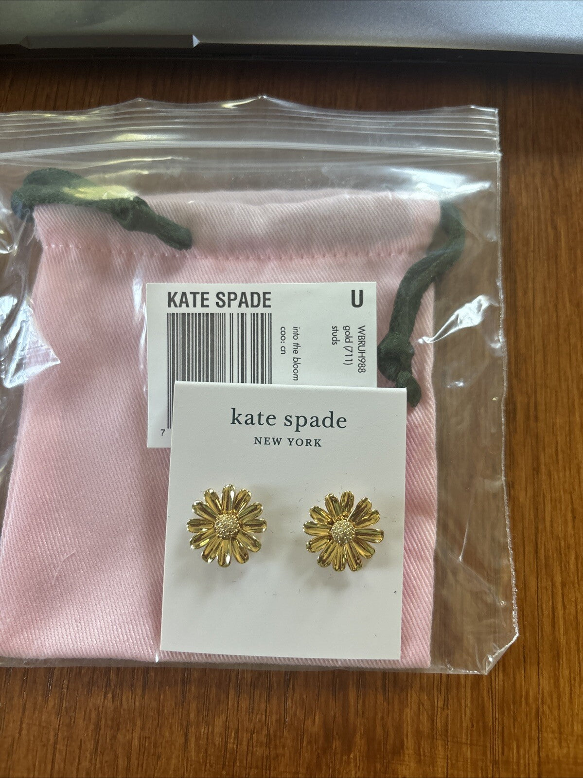 Kate Spade earrings + Bag DAISY gold flower disney gift school wedding teen  .