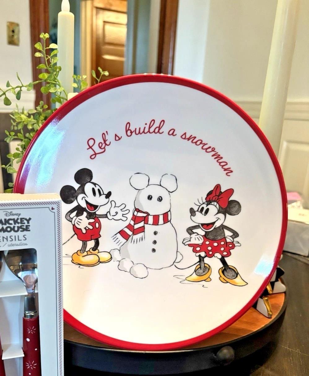 Pottery Barn Disney Mickey Mouse Christmas holiday PLATE CUP DINNER gift set 2