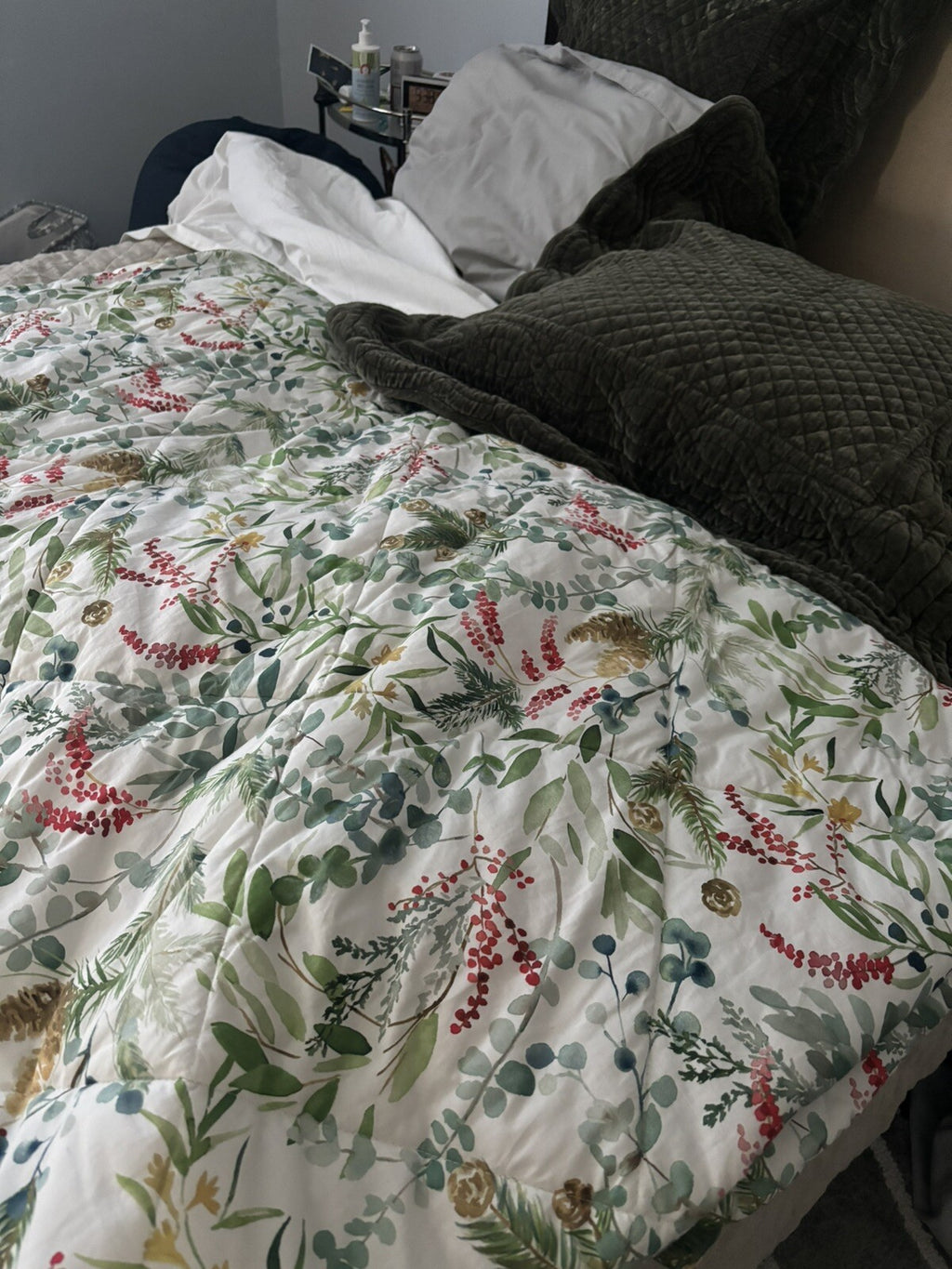 Pottery Barn Christmas comforter bed cover holiday party Size Queen quilted n