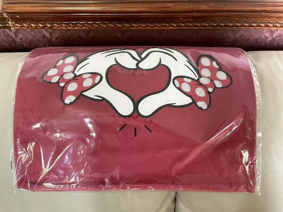 Pottery Barn Disney Christmas Velvet Minnie Mouse Sham Holiday party Gift girl q