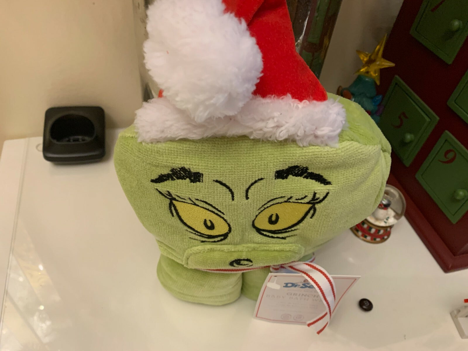 Pottery Barn GRINCH Christmas holiday bath towel school Disney kid gift Seuss 1