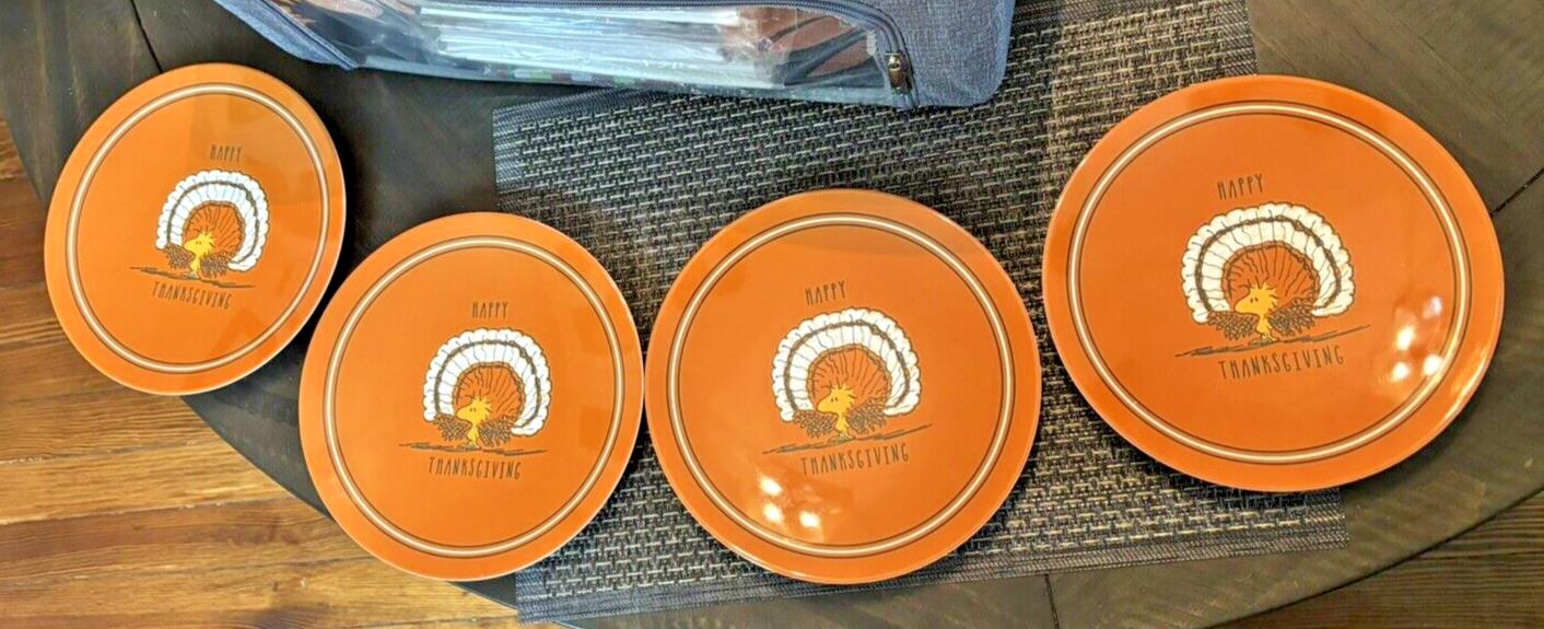 Pottery Barn Peanuts Snoopy holiday Thanksgiving party Disney DINNER PLATE SET 4
