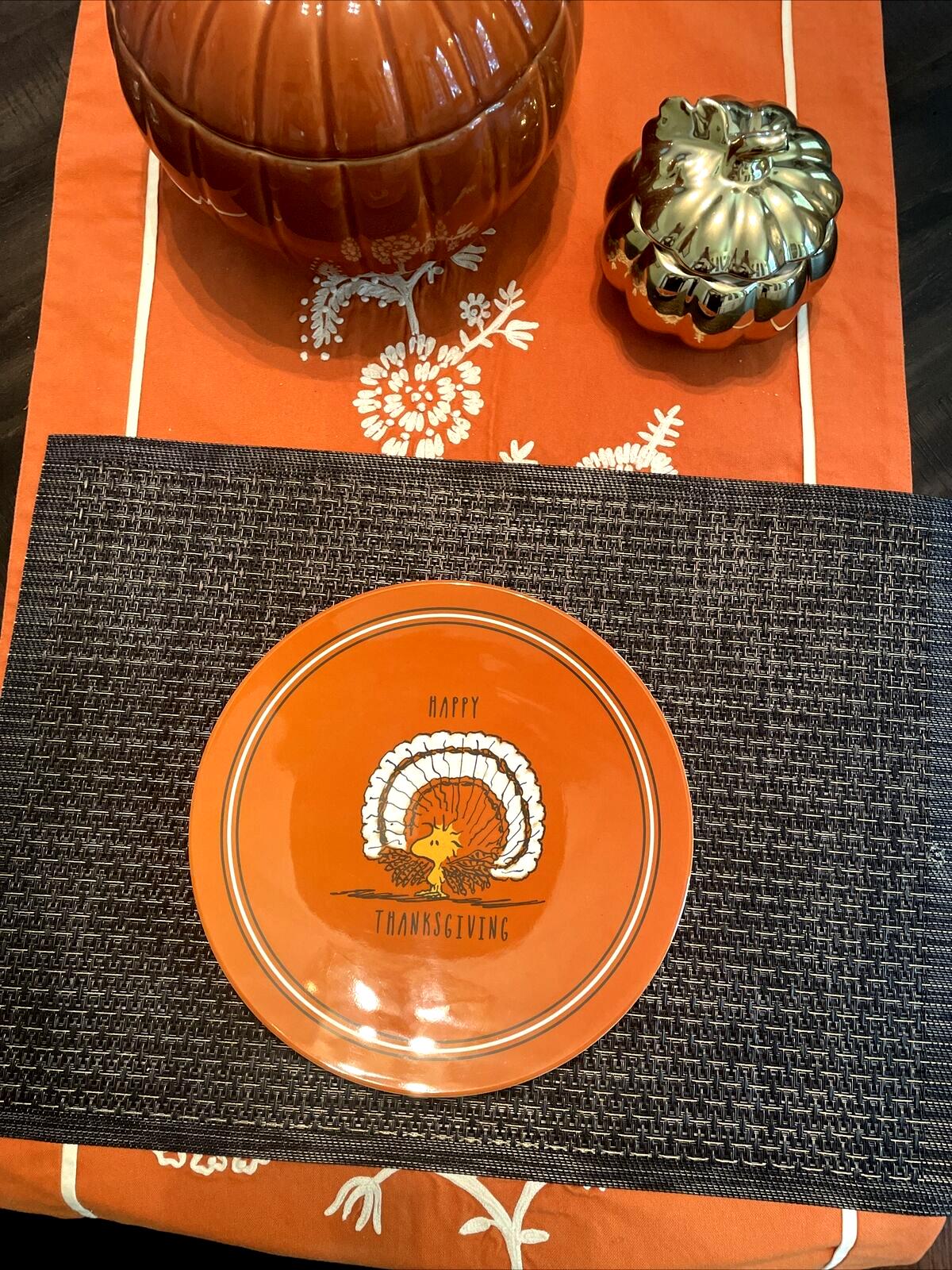 Pottery Barn Snoopy peanuts Disney Holiday gift Thanksgiving Kid Dinner Set 2.